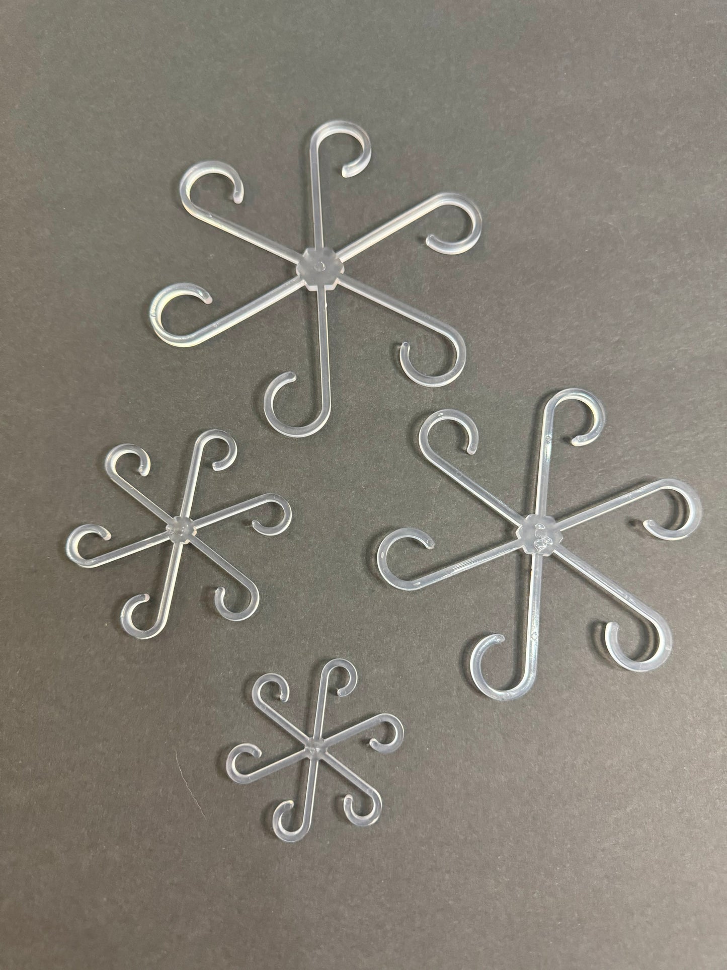 Clear Plant Stem Support Clips – Set of 4 | Transparent Plant Hooks for Climbing & Vining Plants