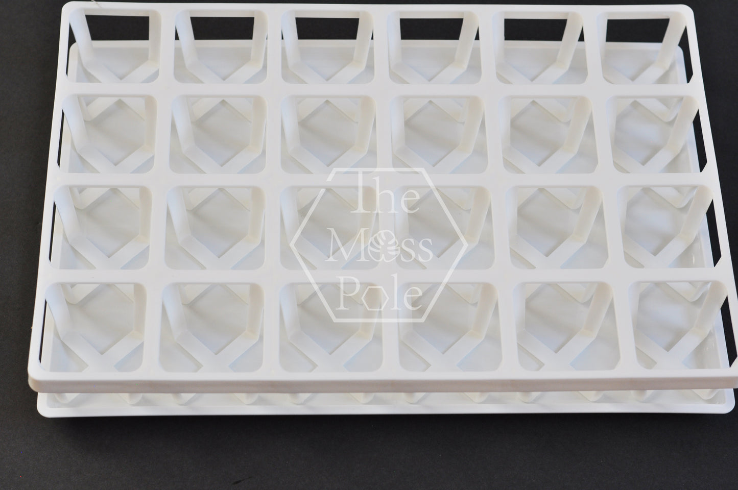 Seedling Pot with Shuttle Carry Tray