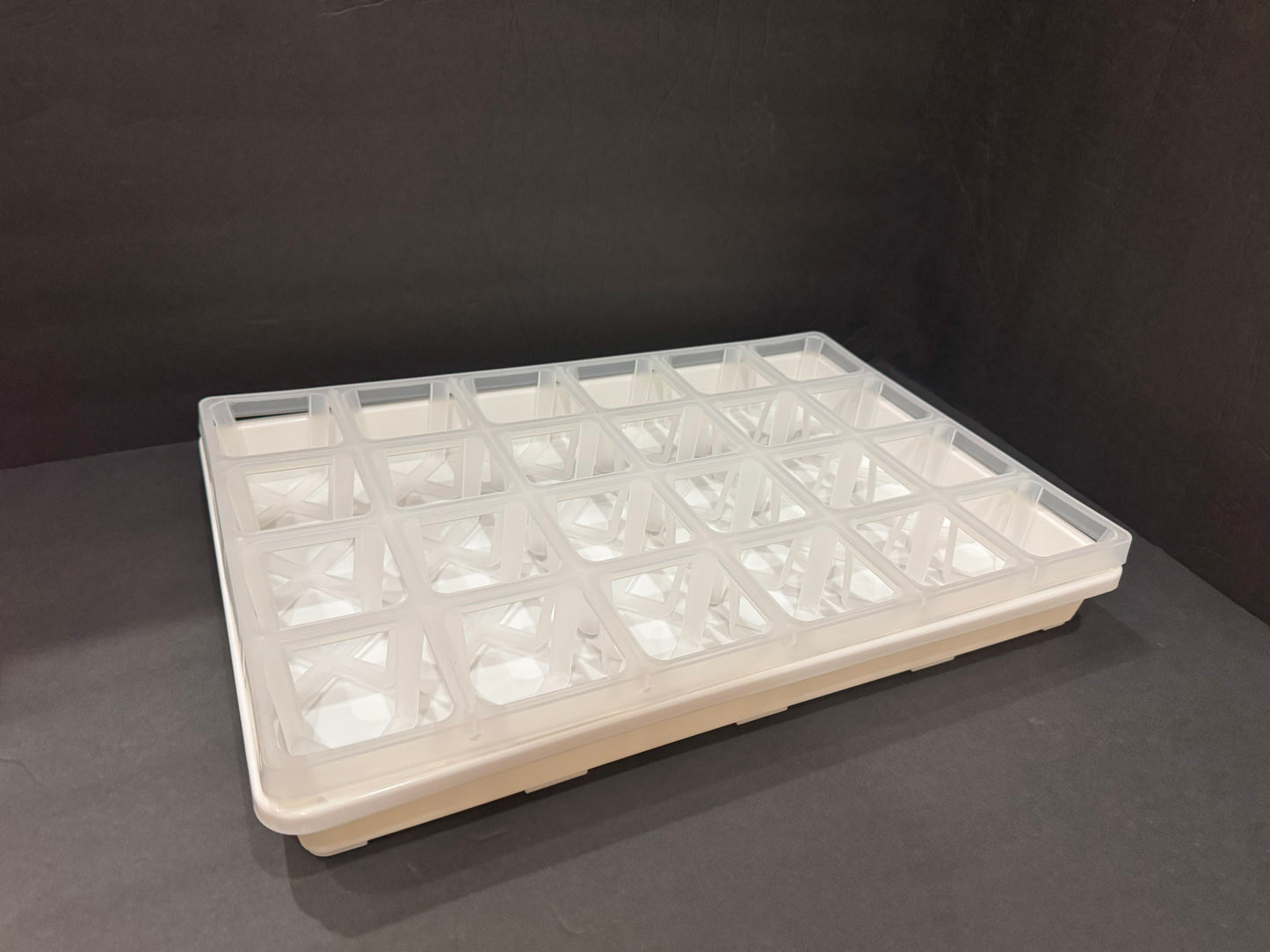 Propagation Tray with Dome Set | 24 Clear Square Seedling Pots | Pot Holder Shuttle Carry Tray and Dome Set