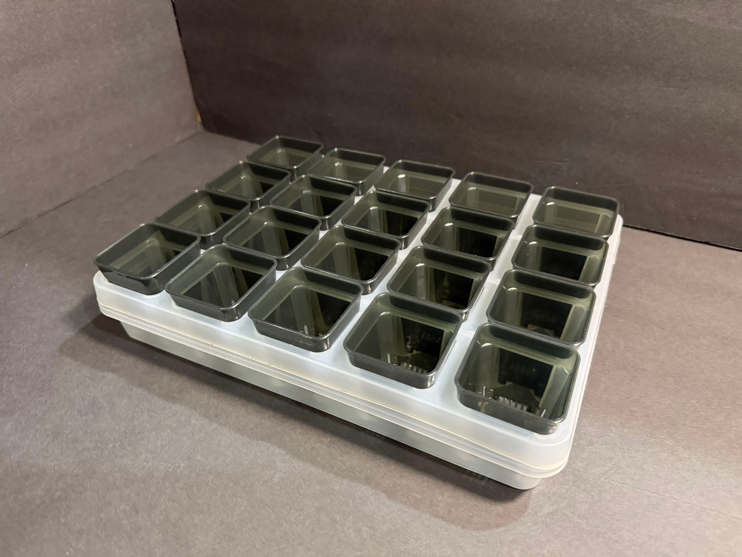 Seed Starter Kit with Dome | Propagation Tray System with 20 Clear/Black Clear Pots | Seed Germination, Cuttings & Indoor Growing Setup